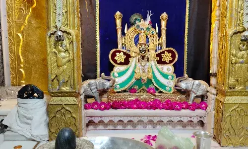 जय श्री कोटड़ी श्याम दरबार आज मंगला श्रृंगार आरती के दर्शन दिनांक 13-04-2025* जय श्री कोटड़ी श्याम दरबार आज मंगला श्रृंगार आरती के दर्शन दिनांक 13-04-2025*