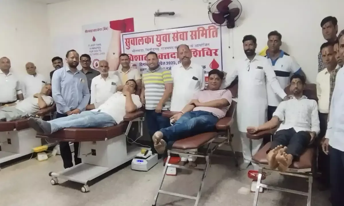 सुवालका युवा सेवा समिति द्वारा आयोजित शिविर में 64 रक्तवीरो ने किया रक्तदान सुवालका युवा सेवा समिति द्वारा आयोजित शिविर में 64 रक्तवीरो ने किया रक्तदान