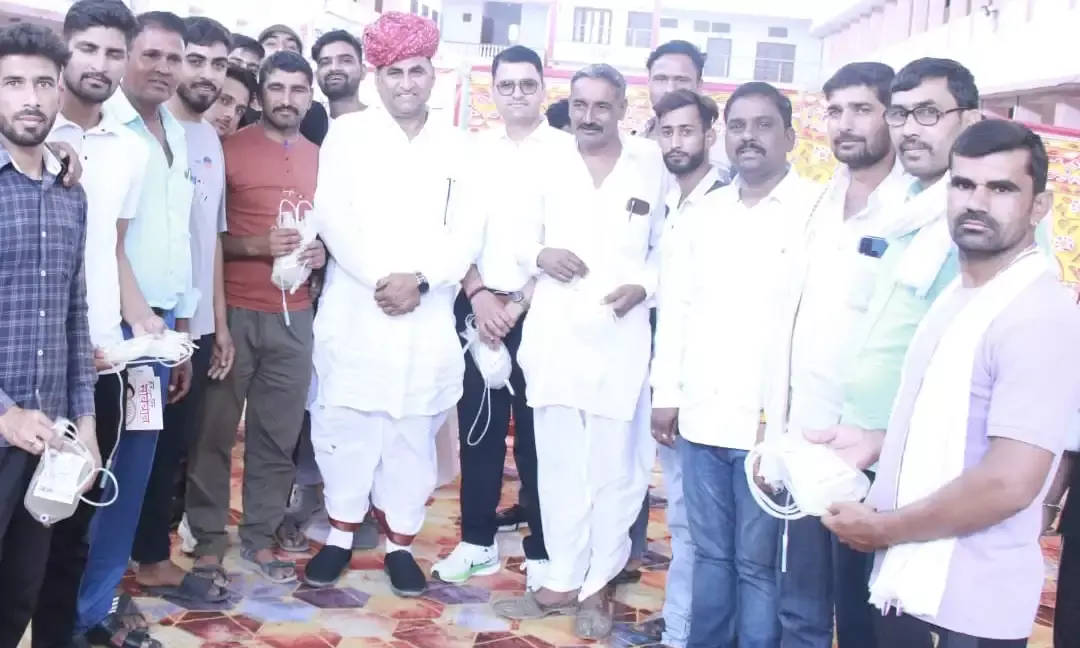 अंबेडकर जयंती को रक्तदान सप्ताह के रूप में मनाया,184 यूनिट रक्तदान अंबेडकर जयंती को रक्तदान सप्ताह के रूप में मनाया,184 यूनिट रक्तदान