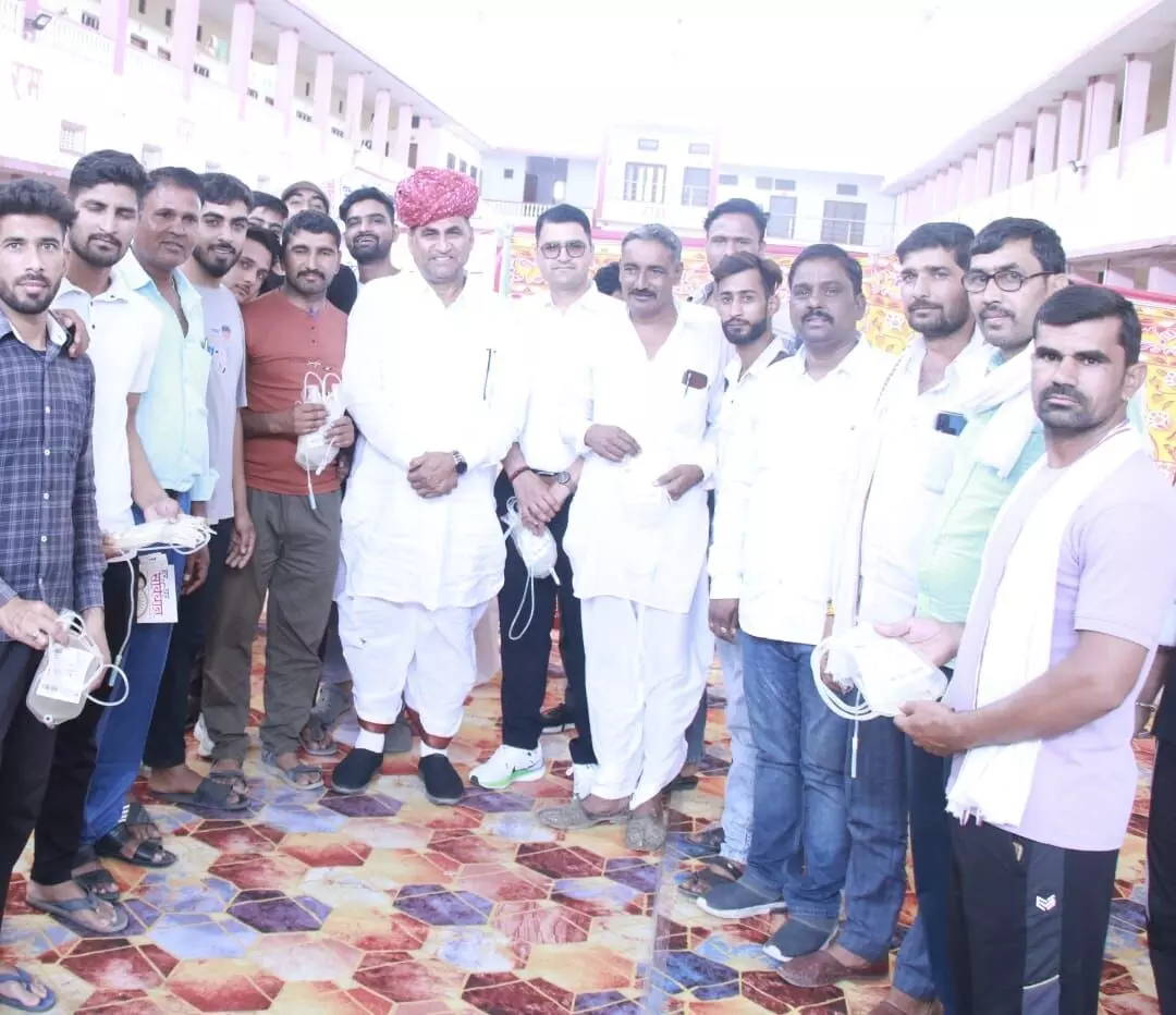 अंबेडकर जयंती को रक्तदान सप्ताह के रूप में मनाया,184 यूनिट रक्तदान अंबेडकर जयंती को रक्तदान सप्ताह के रूप में मनाया,184 यूनिट रक्तदान