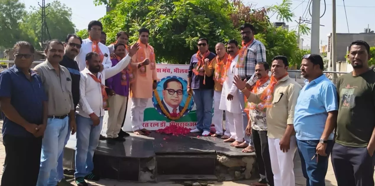 भाजपा ने संविधान निर्माता, भारत रत्न बाबासाहेब डॉ भीमराव अंबेडकर की जयंती पर पुष्पांजलि की