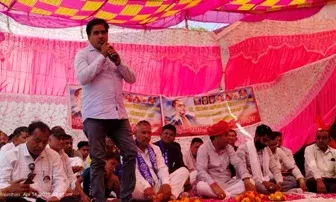 जहाजपुर में अंबेडकर जयंती पर जुलूस व आम सभा का आयोजन, मुस्लिम समाज ने बरसाए फूल