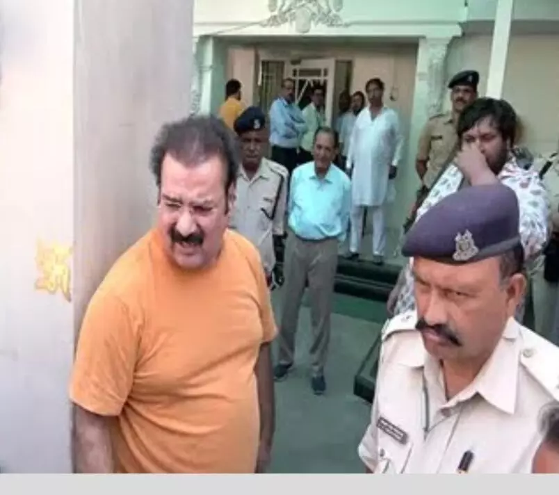 पूर्व मंत्री खाचरियावास के घर ED का छापा पूर्व मंत्री खाचरियावास के घर ED का छापा