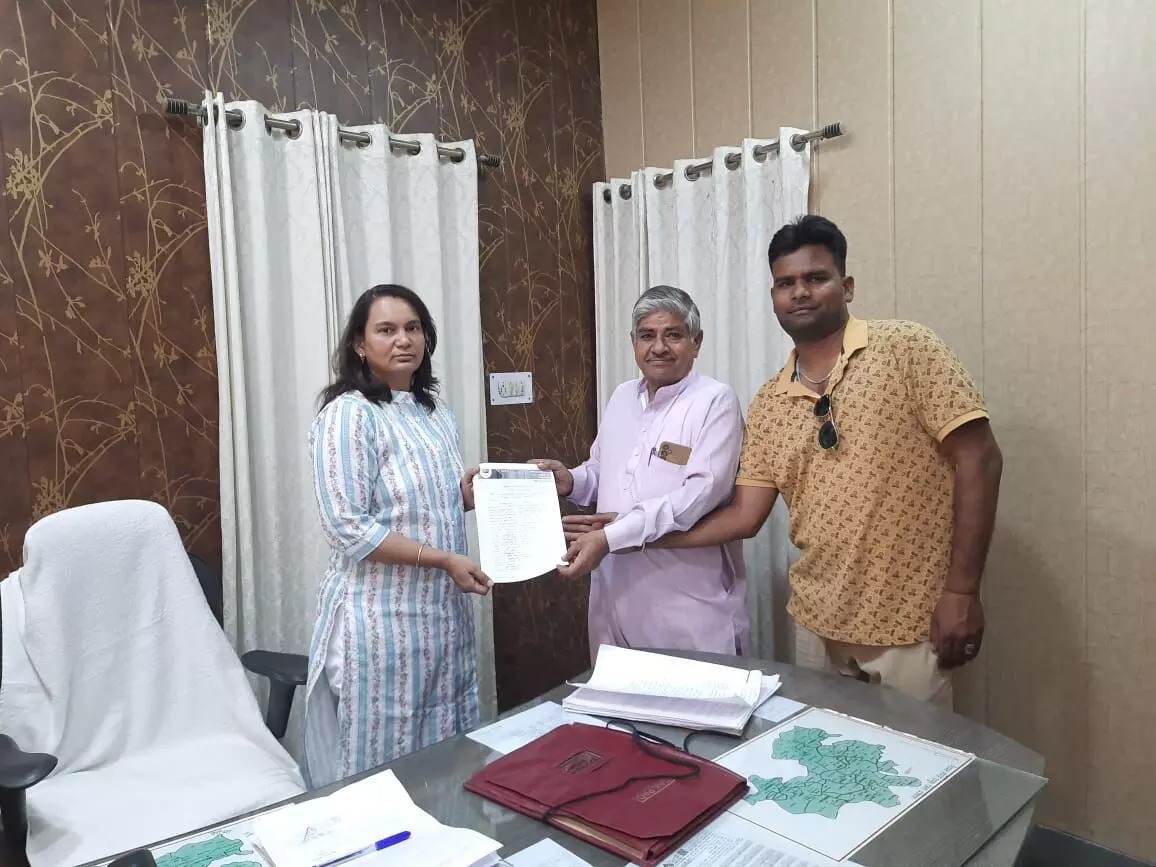 रायपुर ग्राम पंचायत में प्रशासक लगाने को लेकर जिला कलेक्टर को पत्र लिखकर कराया अवगत रायपुर ग्राम पंचायत में प्रशासक लगाने को लेकर जिला कलेक्टर को पत्र लिखकर कराया अवगत