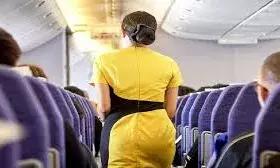 अस्पताल में लुट गई एयरहोस्टेस की अस्मत