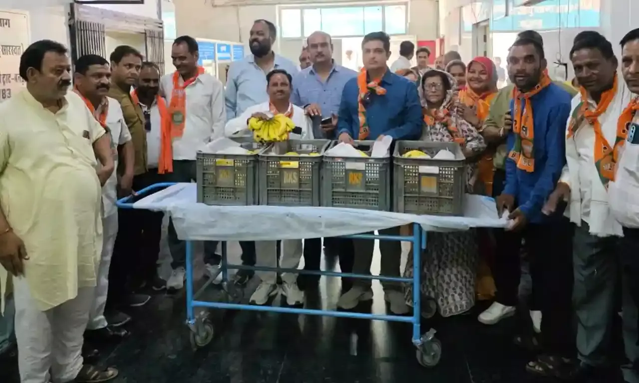 पूर्व विधायक अवस्थी का जन्मदिन सेवा कार्यों के साथ धूमधाम से मनाया पूर्व विधायक अवस्थी का जन्मदिन सेवा कार्यों के साथ धूमधाम से मनाया