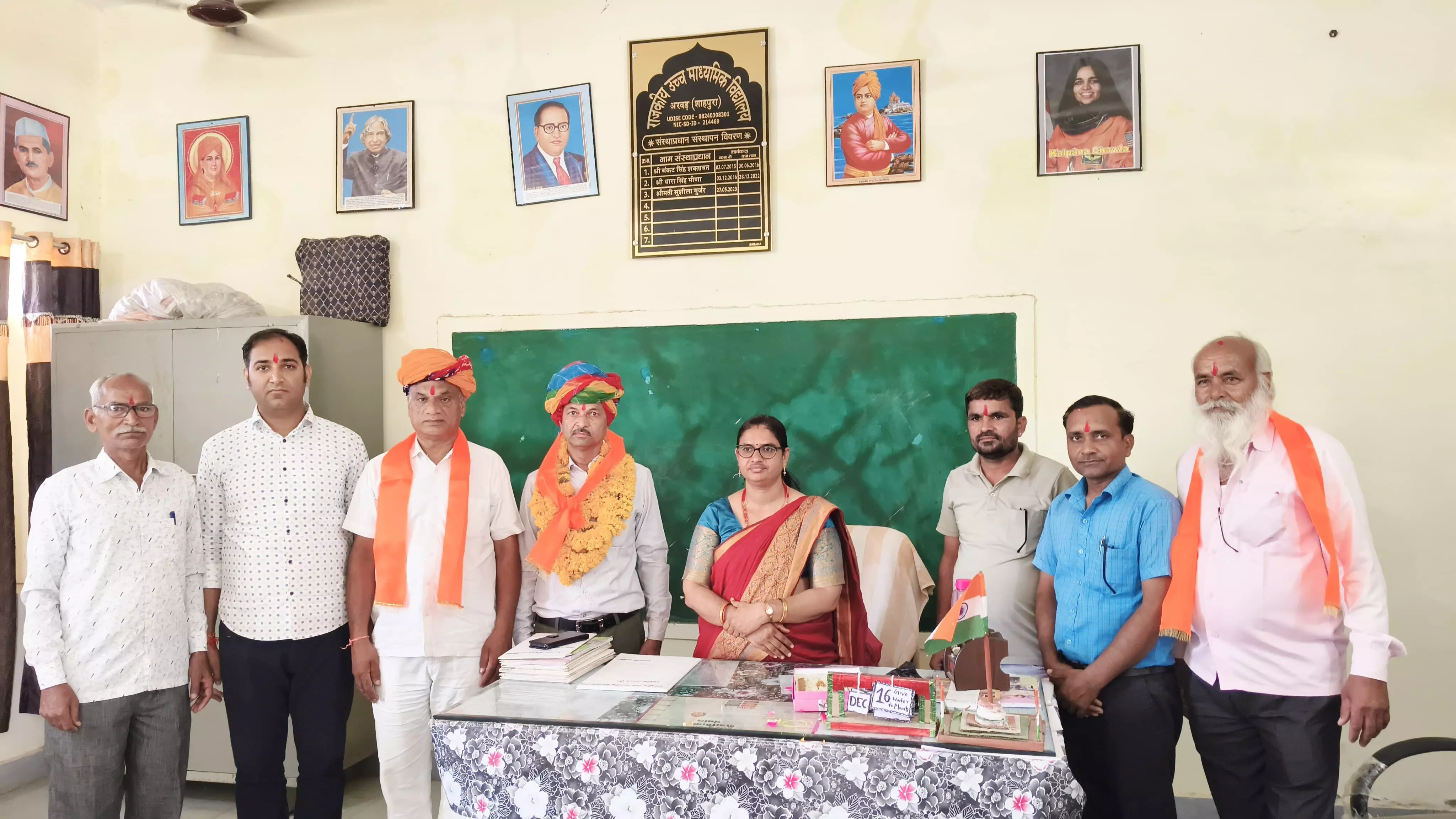 टोंक शिक्षक संघ के जिलाध्यक्ष का फूलिया कलाँ में अभिनंदन टोंक शिक्षक संघ के जिलाध्यक्ष का फूलिया कलाँ में अभिनंदन