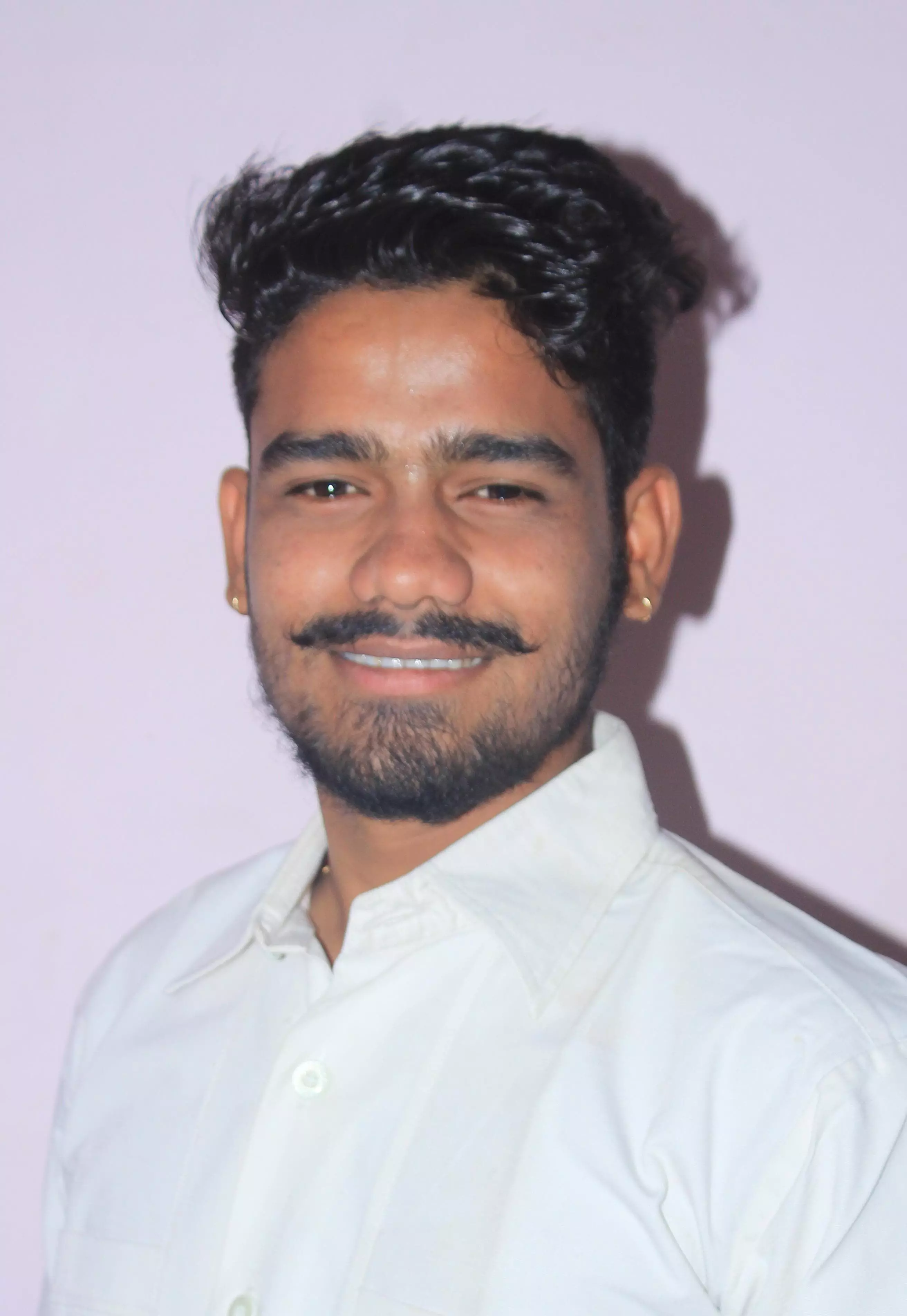 केंद्र और राज्य सरकार विरोध की आवाज दबाना चाहती हैं : अध्यक्ष जीनगर केंद्र और राज्य सरकार विरोध की आवाज दबाना चाहती हैं : अध्यक्ष जीनगर