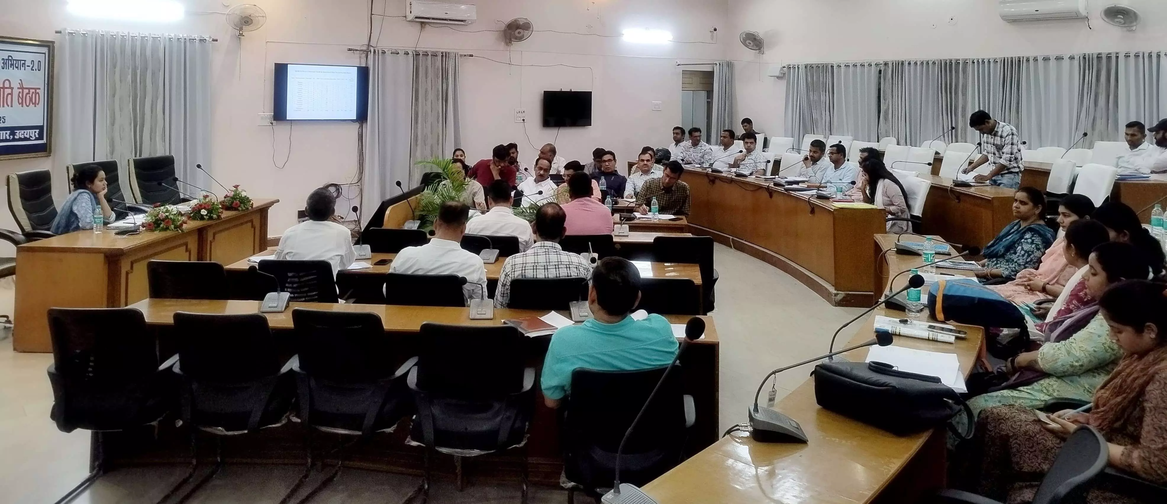 गांवों को जल आत्मनिर्भर बनाने में मिसाल बनेगा जल स्वावलंबन अभियान गांवों को जल आत्मनिर्भर बनाने में मिसाल बनेगा जल स्वावलंबन अभियान