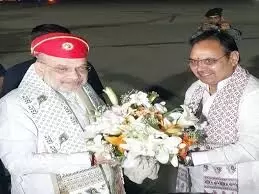 केंद्रीय गृहमंत्री अमित शाह पहुंचे डबोक एयरपोर्ट, मुख्यमंत्री ने की अगवानी