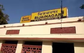 बिजयनगर-रेप-ब्लैकमेल कांड में फरार कैफे संचालक की अग्रिम जमानत अर्जी ख़ारिज बिजयनगर-रेप-ब्लैकमेल कांड में फरार कैफे संचालक की अग्रिम जमानत अर्जी ख़ारिज