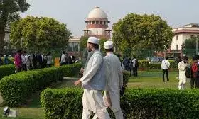 केंद्र को मिला 7 दिन का समय वक्फ कानून पर , फिलहाल नई नियुक्तियों पर रोक केंद्र को मिला 7 दिन का समय वक्फ कानून पर , फिलहाल नई नियुक्तियों पर रोक