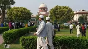 केंद्र को मिला 7 दिन का समय वक्फ कानून पर , फिलहाल नई नियुक्तियों पर रोक केंद्र को मिला 7 दिन का समय वक्फ कानून पर , फिलहाल नई नियुक्तियों पर रोक