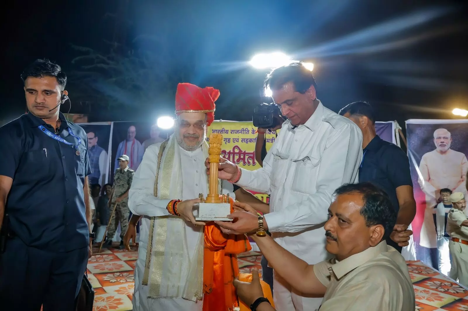 गृह मंत्री अमित शाह का निम्बाहेड़ा में किया स्वागत गृह मंत्री अमित शाह का निम्बाहेड़ा में किया स्वागत