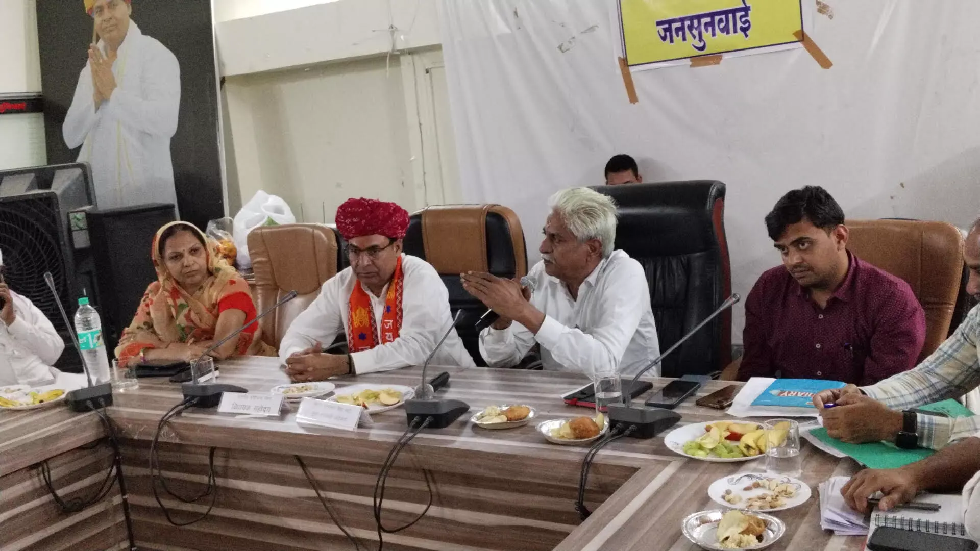 जनसुनवाई में छाए बिजली, पानी और चंबल परियोजना के मुद्दे