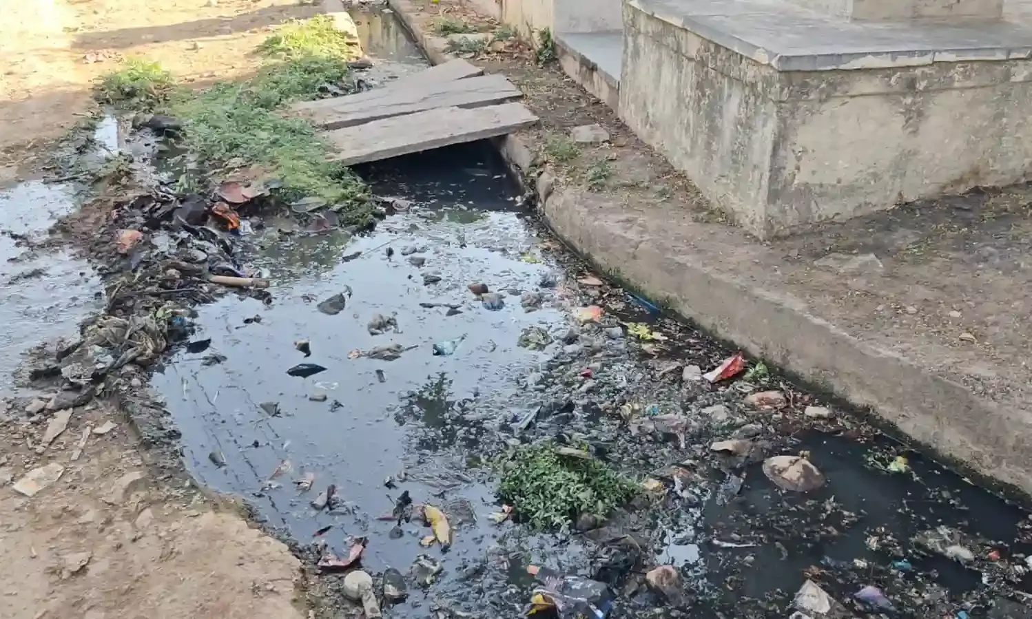 गंगरार पंचायत में सफाई व्यवस्था की पोल खुली, मंत्री दिलावर ने दिए कड़े निर्देश