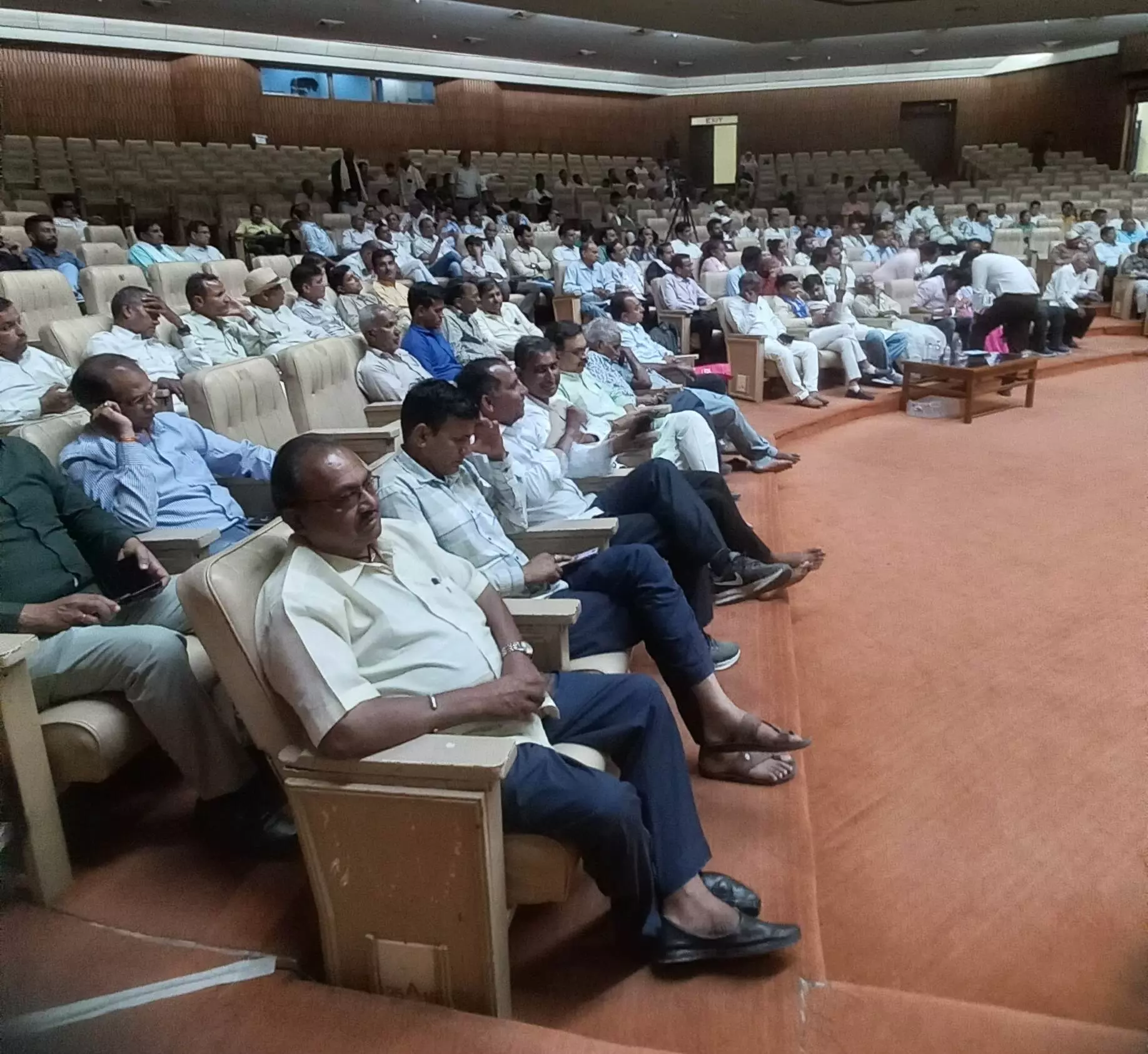 अनुसूचित जाति जनजाति की मांगों पर कमेटी गठन कर निर्णय करवाएं जाएंगे- उपमुख्यमंत्री बैरवा अनुसूचित जाति जनजाति की मांगों पर कमेटी गठन कर निर्णय करवाएं जाएंगे- उपमुख्यमंत्री बैरवा