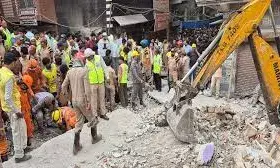 दिल्ली में चार मंजिला इमारत ढहने से छह की मृत्यु