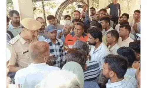 फोटोग्राफर का गला काटा,अंगुलियों रेती फिर मिर्च पाउडर डालकर दी यातना