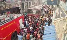 कपड़े की दुकान में लगी भीषण आग, मां-बेटी की मौत