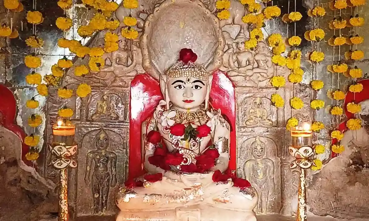 सीसारमा में दो दिवसीय शांतिनाथ मंदिर की प्राण प्रतिष्ठा महोत्सव आज से सीसारमा में दो दिवसीय शांतिनाथ मंदिर की प्राण प्रतिष्ठा महोत्सव आज से