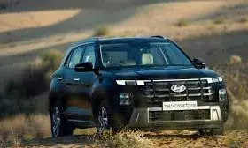 Hyundai दबाकर बेच रही एसयूवी Hyundai दबाकर बेच रही एसयूवी