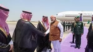 सऊदी अरब से आज रात ही लौट रहे PM मोदी सऊदी अरब से आज रात ही लौट रहे PM मोदी