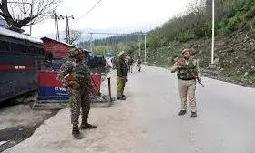 पर्यटकों पर हमले के विरोध में कश्मीर रहा बंद पर्यटकों पर हमले के विरोध में कश्मीर रहा बंद