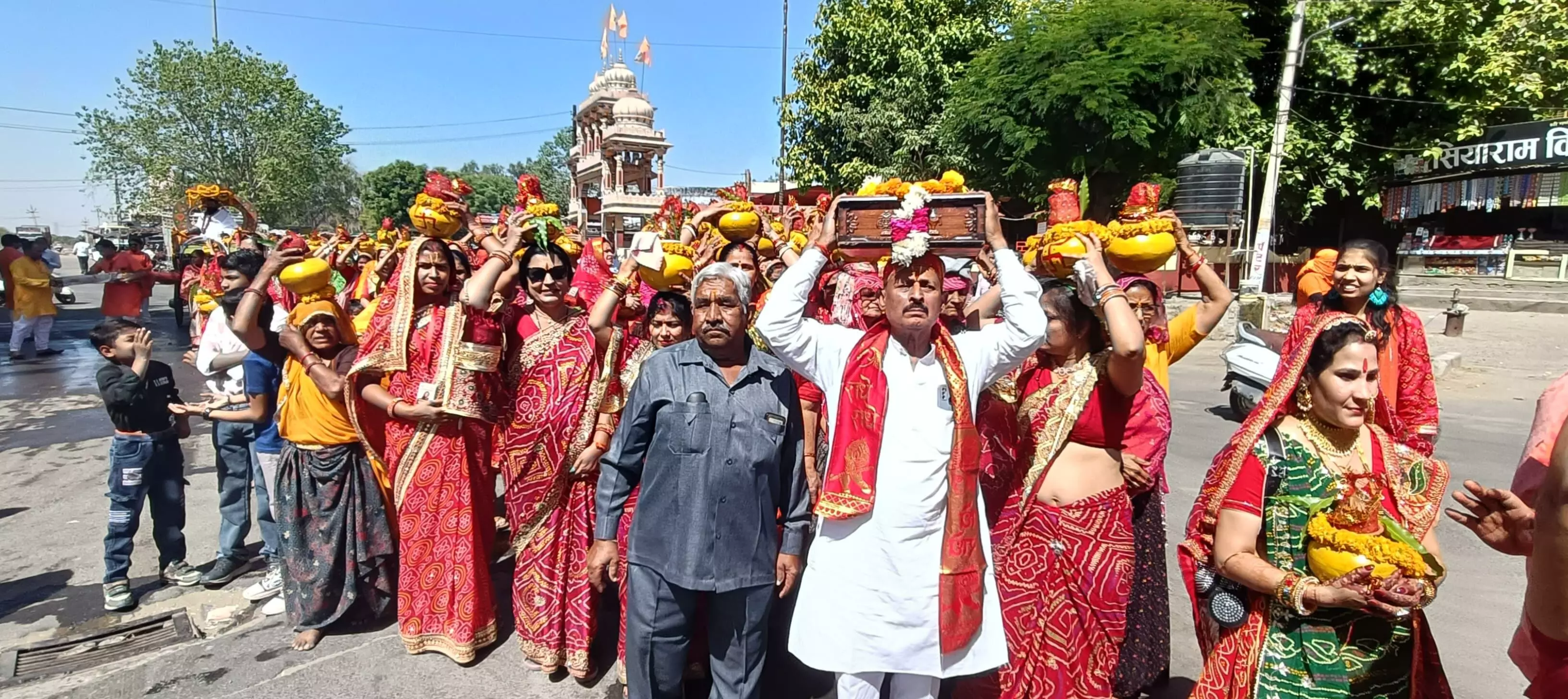 हरणी वृद्धाश्रम में भक्ति की बयार, श्रीमद् भागवत कथा ज्ञानयज्ञ का भव्य शुभारंभ हरणी वृद्धाश्रम में भक्ति की बयार, श्रीमद् भागवत कथा ज्ञानयज्ञ का भव्य शुभारंभ