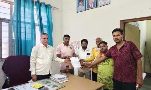 पहलगाम आतंकी हमले को लेकर राष्ट्रपति के नाम ज्ञापन