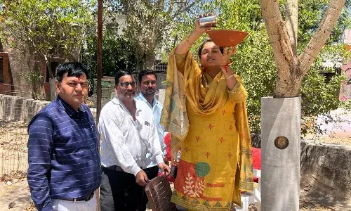 हमीरगढ़ उपखंड कार्यालय परिसर में 11 परिंडे बांधे