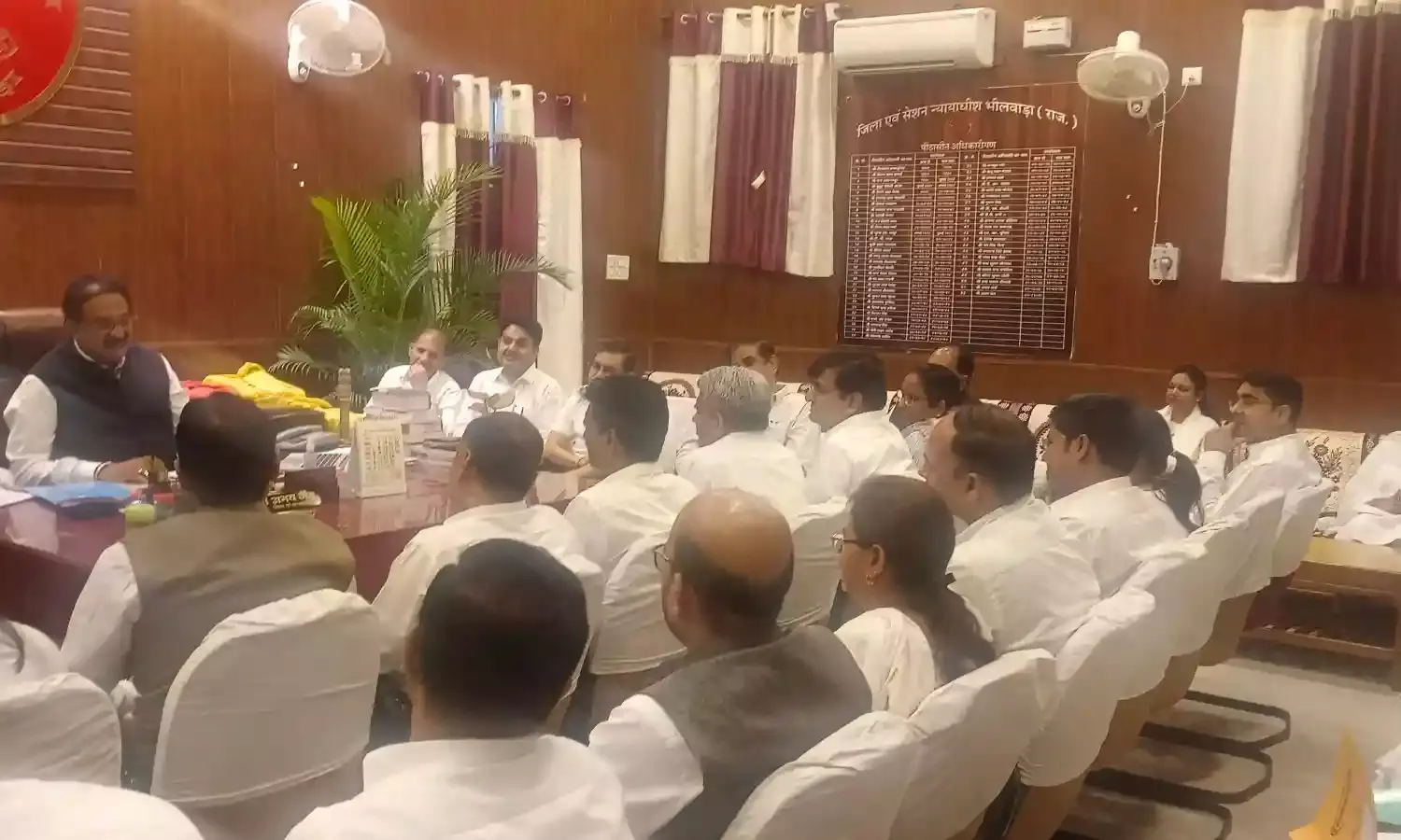 इस वर्ष की द्वितीय राष्ट्रीय लोक अदालत 10 मई को इस वर्ष की द्वितीय राष्ट्रीय लोक अदालत 10 मई को