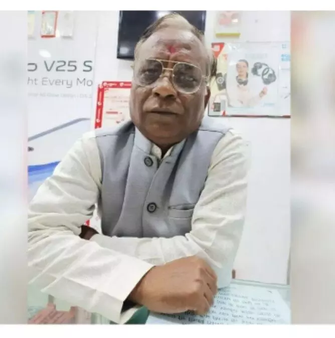 मंदिर से लौट  रहे व्यापारी नेता की गोली मारकर हत्या