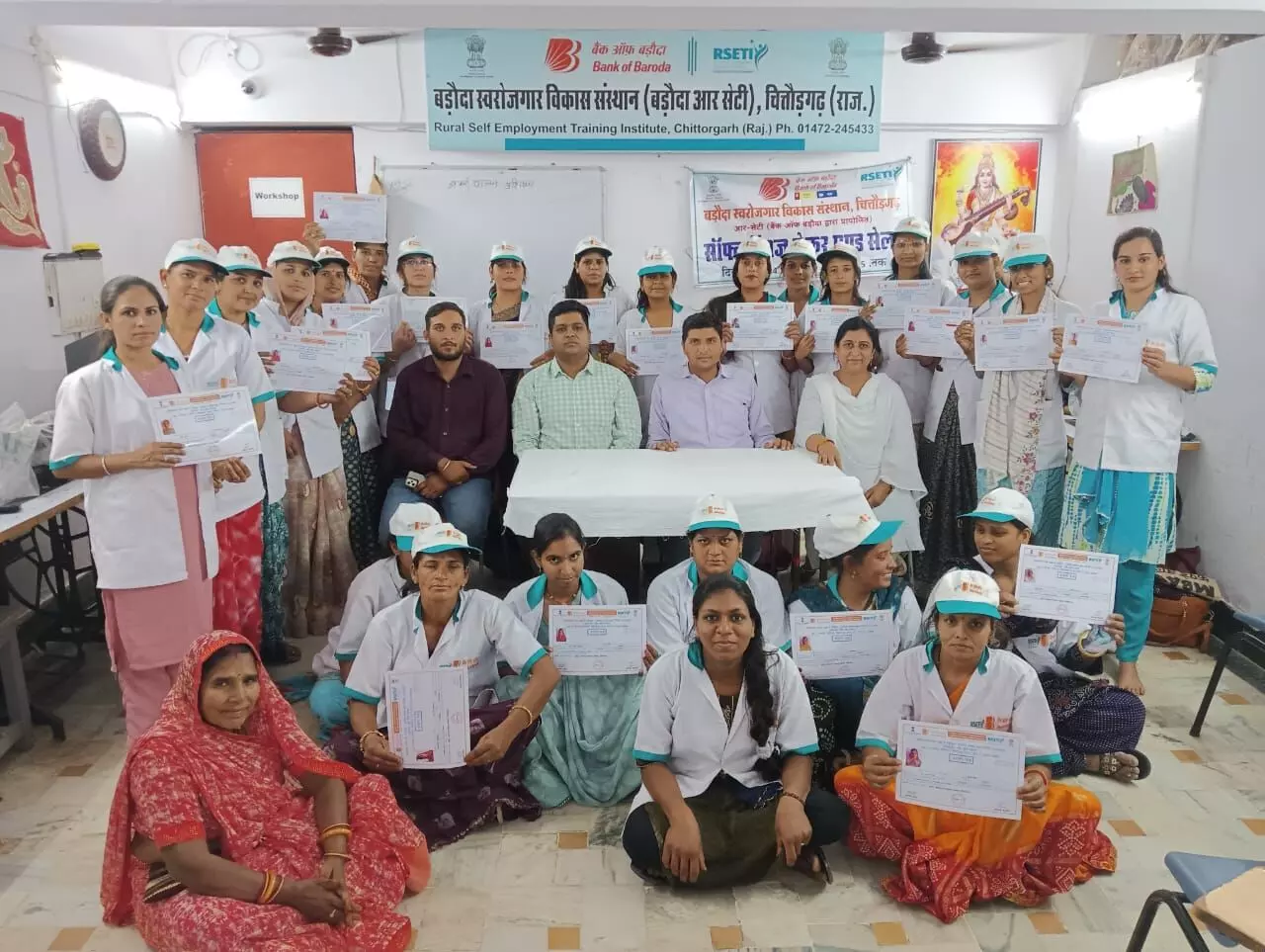 अब महिलाऐं होंगी आत्म निर्भर, सोफ्ट टॉय बनाने का प्रशिक्षण किया प्राप्त अब महिलाऐं होंगी आत्म निर्भर, सोफ्ट टॉय बनाने का प्रशिक्षण किया प्राप्त