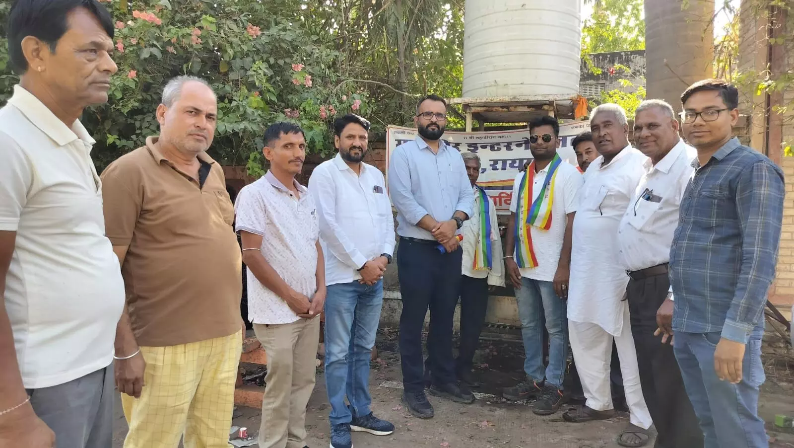 रायपुर में प्याऊ का किया शुभारंभ रायपुर में प्याऊ का किया शुभारंभ