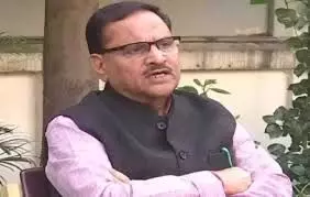 कांग्रेस नेता व पूर्व मंत्री महेश जोशी को किया गिरफ्तार कांग्रेस नेता व पूर्व मंत्री महेश जोशी को किया गिरफ्तार