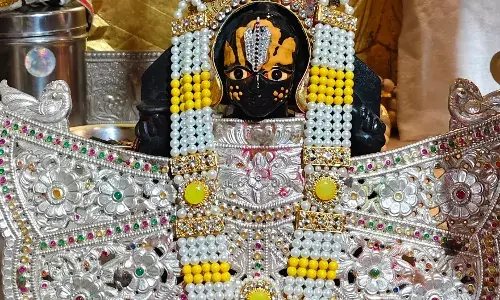 जय श्री कोटड़ी श्याम दरबार आज मंगला श्रृंगार आरती के दर्शन दिनांक     24-04-2025