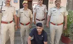 दस लाख के दो किलो अफीम बरामद, आरोपी गिरफ्तार