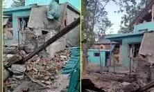 पहलगाम हमले के बाद प्रशासन का बड़ा एक्शन, त्राल में दो आतंकियों के घर चला बुलडोजर; अटैक में सामने आया था नाम पहलगाम हमले के बाद प्रशासन का बड़ा एक्शन, त्राल में दो आतंकियों के घर चला बुलडोजर; अटैक में सामने आया था नाम