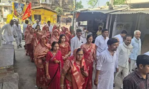 सेन जी महाराज की जयंती पर निकाली शौभायात्रा