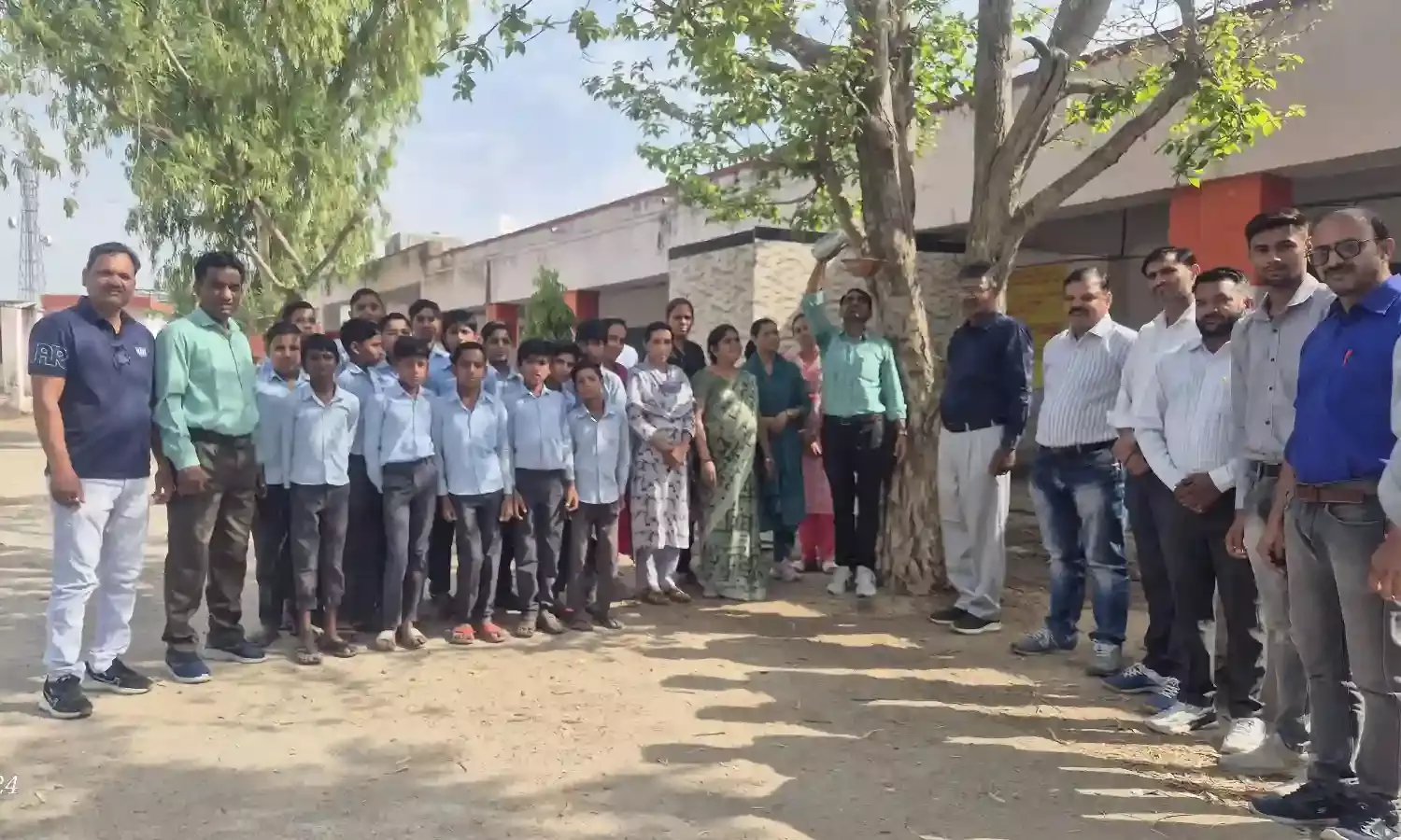 काली पट्टी पहनकर विरोध प्रदर्शन - पहलगाम घटना पर सामूहिक आक्रोश काली पट्टी पहनकर विरोध प्रदर्शन - पहलगाम घटना पर सामूहिक आक्रोश