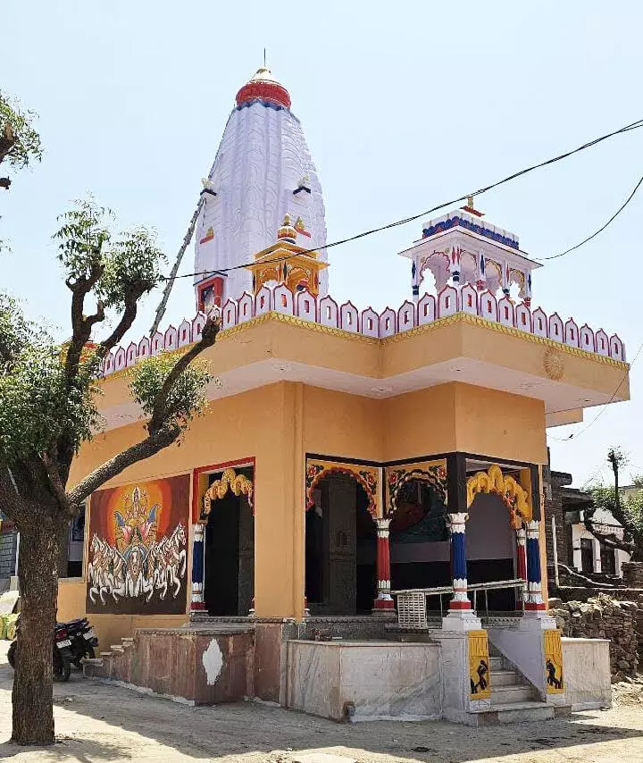 कलश यात्रा के साथ 29 अप्रैल को शुरू होगा पंच कुण्डात्मक श्री विष्णु महायज्ञ महोत्सव, तैयारियों में जुटे ग्रामीण कलश यात्रा के साथ 29 अप्रैल को शुरू होगा पंच कुण्डात्मक श्री विष्णु महायज्ञ महोत्सव, तैयारियों में जुटे ग्रामीण