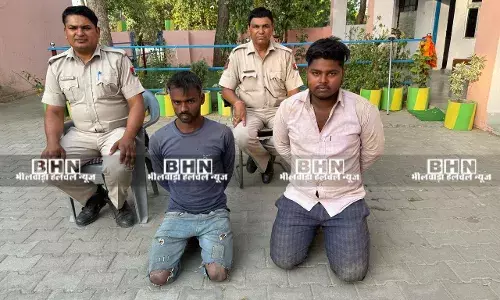 गारनेट के अवैध कारोबार पर पुलिस की कार्रवाई- दो ट्रैक्टर, दो सेपरेटर मशीन जब्त, दो गिरफ्तार गारनेट के अवैध कारोबार पर पुलिस की कार्रवाई- दो ट्रैक्टर, दो सेपरेटर मशीन जब्त, दो गिरफ्तार