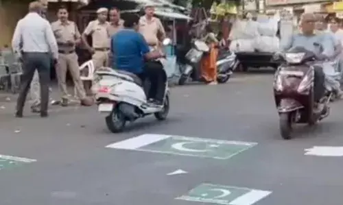 भीलवाड़ा की सड़को  पर पाकिस्तान मुर्दाबाद के पोस्टर चिपका किया विरोध प्रदर्शन