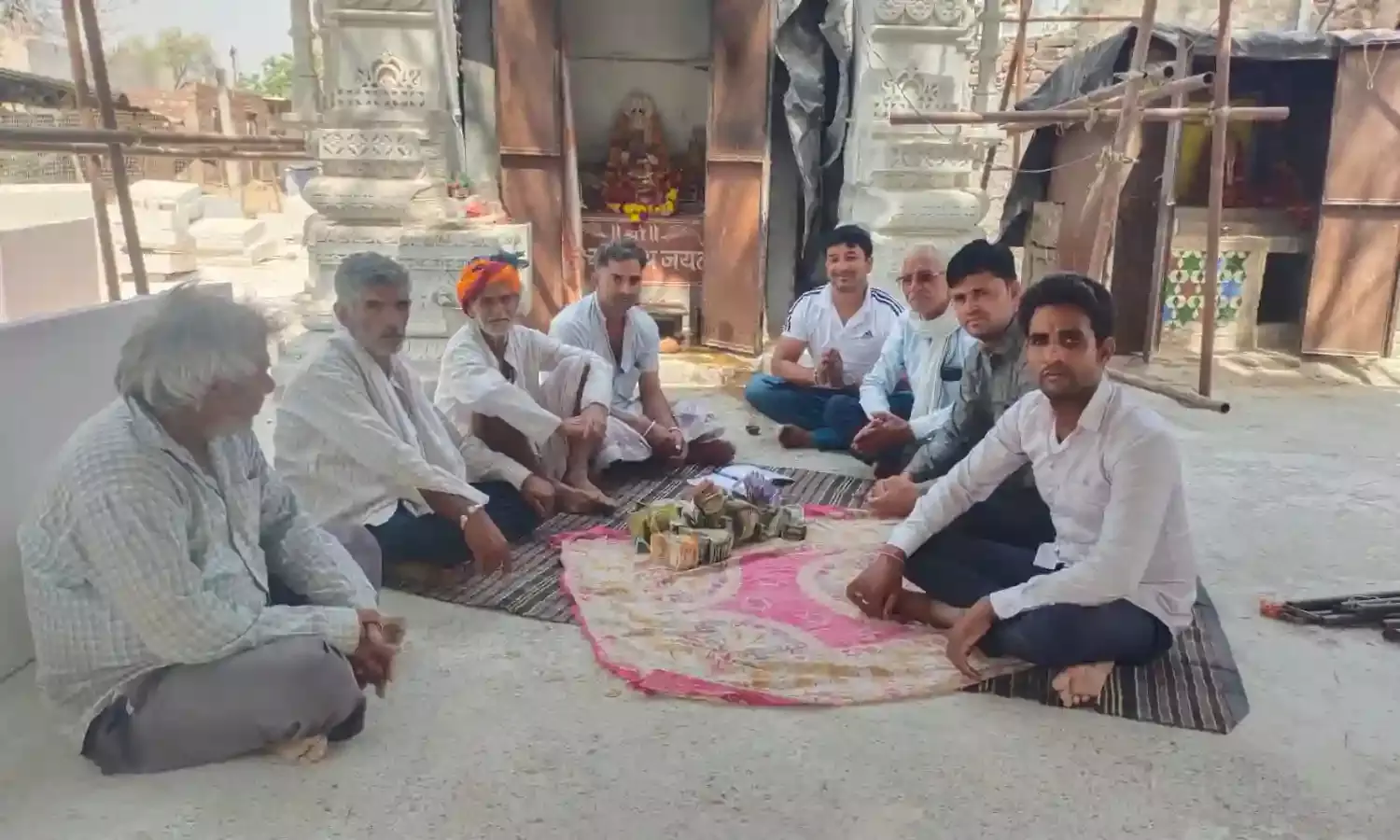 गेगा का खेड़ा में भगवान लक्ष्मी नाथ के  दान पात्र से 5 लाख 37 हजार की राशि निकली