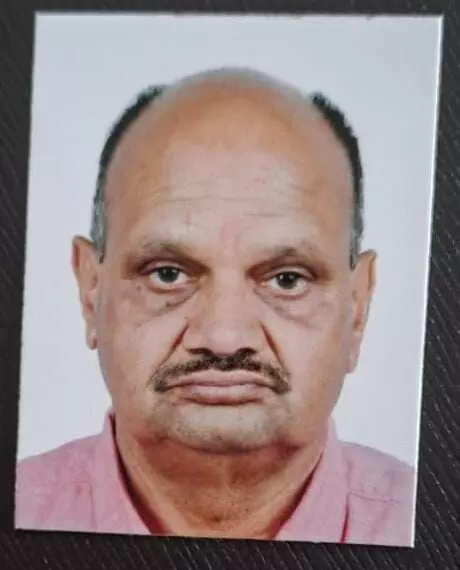 पशु चिकित्सा दिवस के अवसर पर डॉ जोशी का सम्मान पशु चिकित्सा दिवस के अवसर पर डॉ जोशी का सम्मान