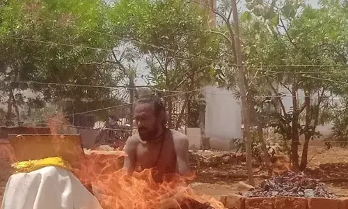 लाडपुरा में साबलिया महादेव मन्दिर पर गुरु महाराज की अग्नि तपस्या  21 दिन की
