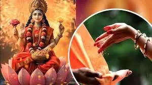 अक्षय तृतीया पर करें इन चीजों का दान, सौभाग्य में होगी ...
