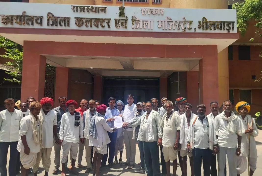 सबलाजी का खेड़ा को सवाईपुर में यथावत रखने को लेकर सौपा ज्ञापन सबलाजी का खेड़ा को सवाईपुर में यथावत रखने को लेकर सौपा ज्ञापन
