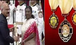 राष्ट्रपति द्रौपदी मुर्मू ने प्रदान किए पद्म पुरस्कार 2025, इन विभूतियों को मिला सम्मान